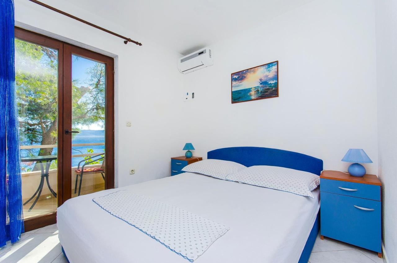 Apartments By The Sea Pisak, Omis - 2802 Zewnętrze zdjęcie